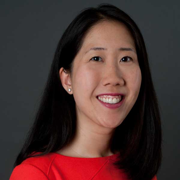 A photo of Angela Lee ’07.