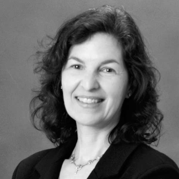 A photo of Lisa Frusztajer ’90.